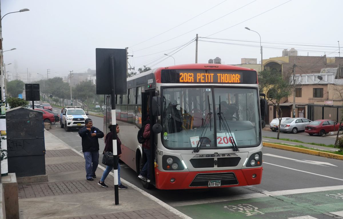 Fotografía publicada por la Municipalidad de La Molina con el comunicado "Amplían horario dominical del Servicio 206 del Corredor Rojo"