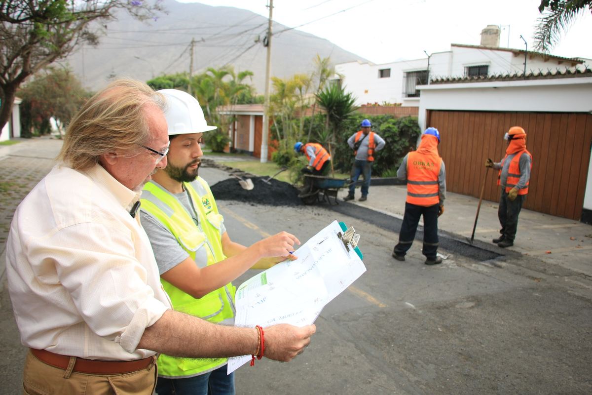 Fotografía publicada por la Municipalidad de La Molina con el comunicado "MUNICIPALIDAD DE LA MOLINA REHABILITARÁ MAS DE 4000 M2 DE PISTAS"