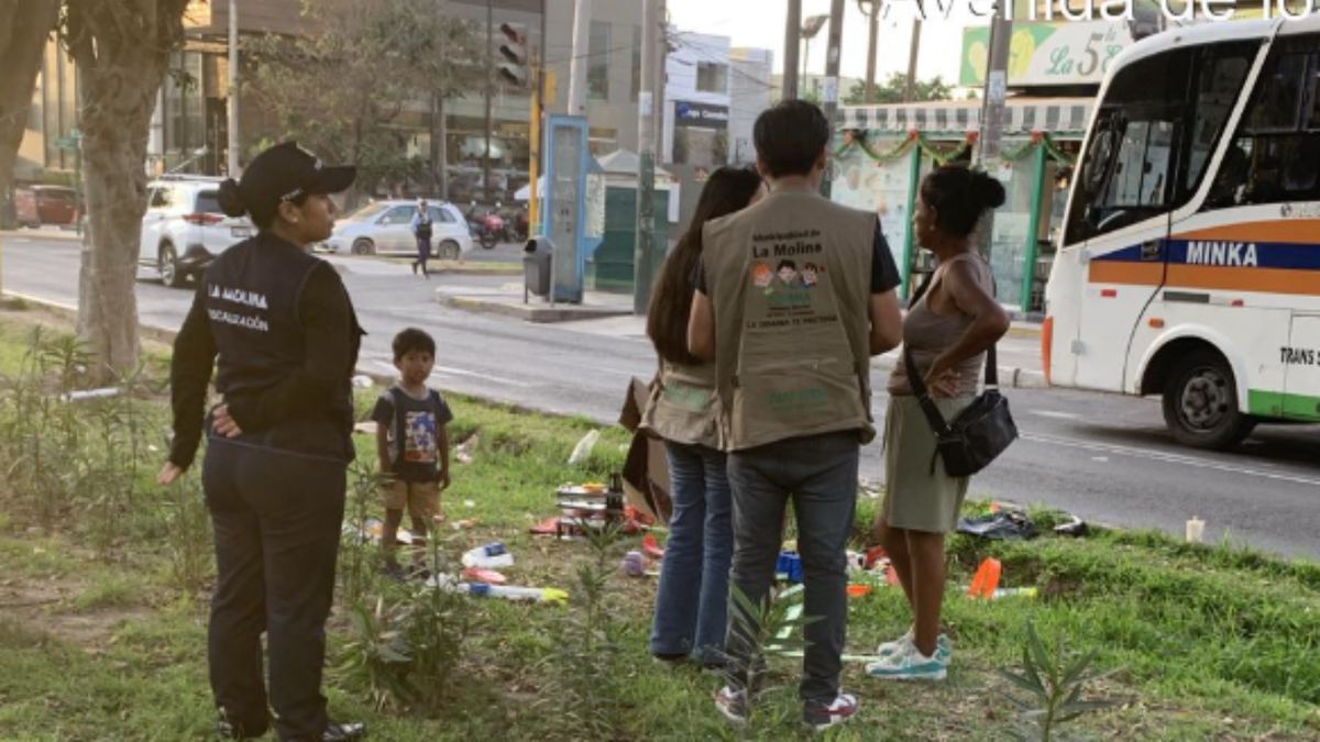 Fotografía publicada por la Municipalidad de La Molina con el comunicado "OPERATIVOS PARA PREVENIR TRABAJO INFANTIL Y MENDICIDAD"