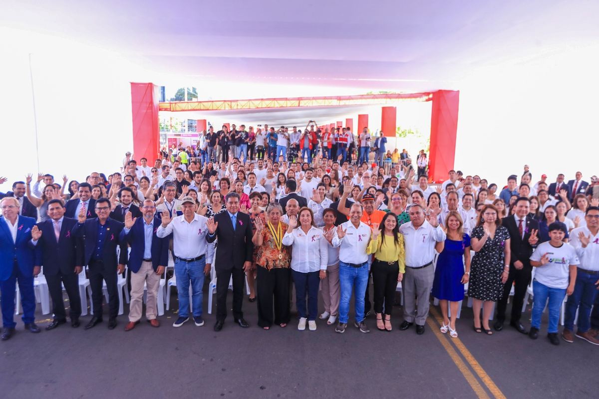 Fotografía publicada por la Municipalidad de La Molina con el comunicado "LA MOLINA PARTICIPÓ EN LA FERIA DEL EMPLEO 2025"