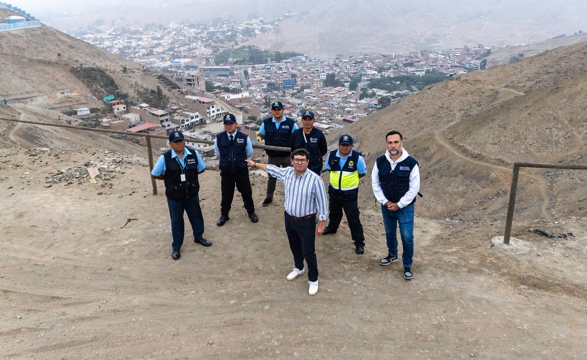 Fotografía publicada por la Municipalidad de La Molina con el comunicado "La Molina supervisa zona limítrofe con Pachacámac y recoge necesidades de vecino"