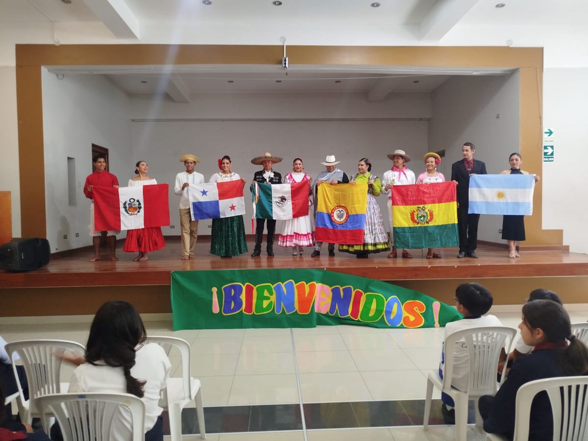 Fotografía publicada por la Municipalidad de La Molina con el comunicado "La Molina impulsa el arte y la cultura con Festival Internacional de Danzas"